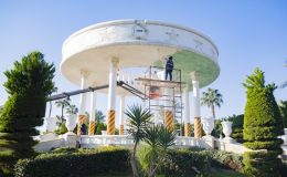 Mersin sahilindeki taraftar meydanları yenileniyor